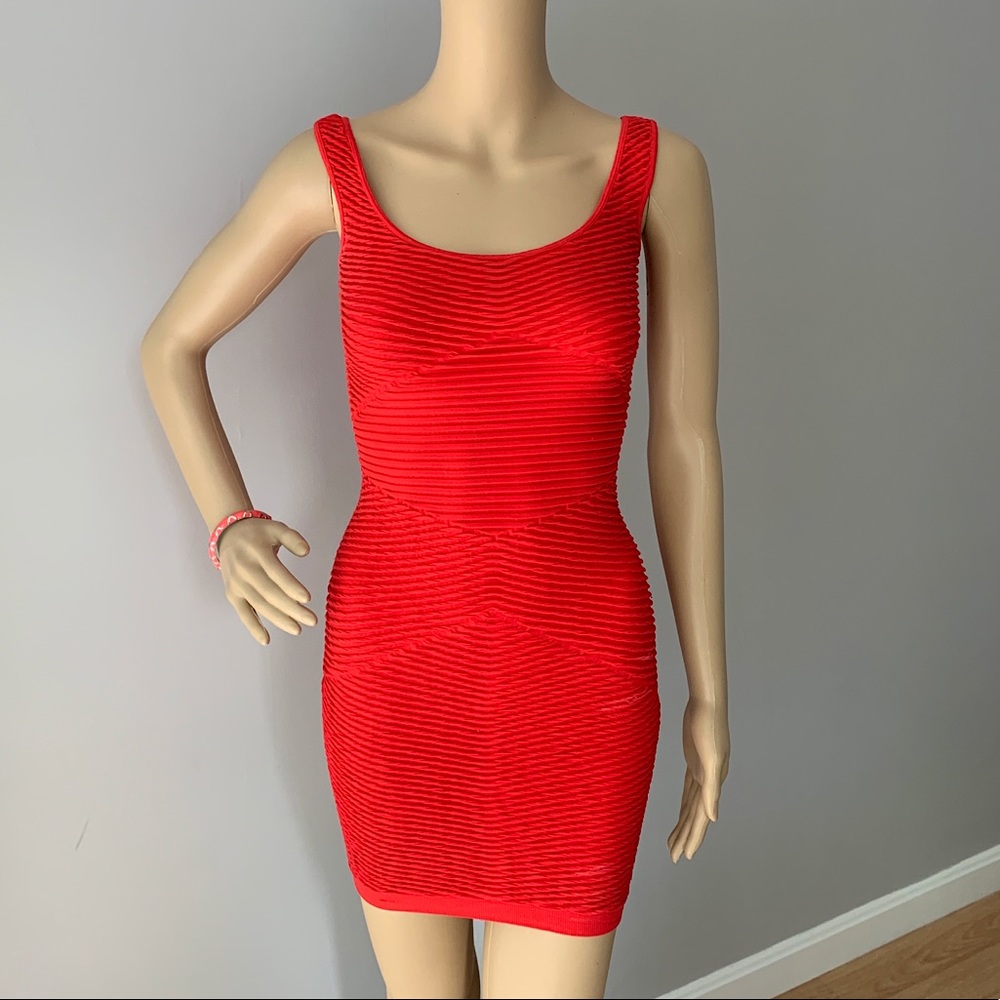 BLOOD ORANGE RUCHED BODY-CON MINI DRESS M/L